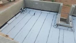 איטום גג מבנה באמצעות יריעות ביטומניות - ביצוע של חברת "א. גואטה איטום ובידוד"